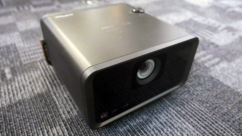 ViewSonic X10-4K 短投投影機評測– 真UHD 投影+ 内建實用App Store
